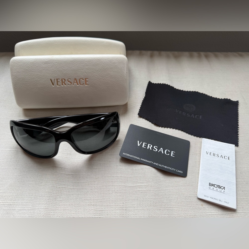 Versace Black Sunglasses with Cream Case